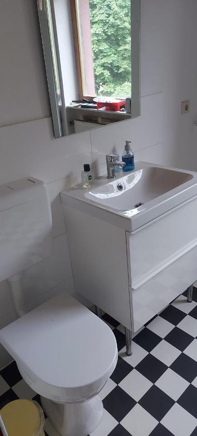 Ferienhaus Kastanienblick Moselkern Esterno foto