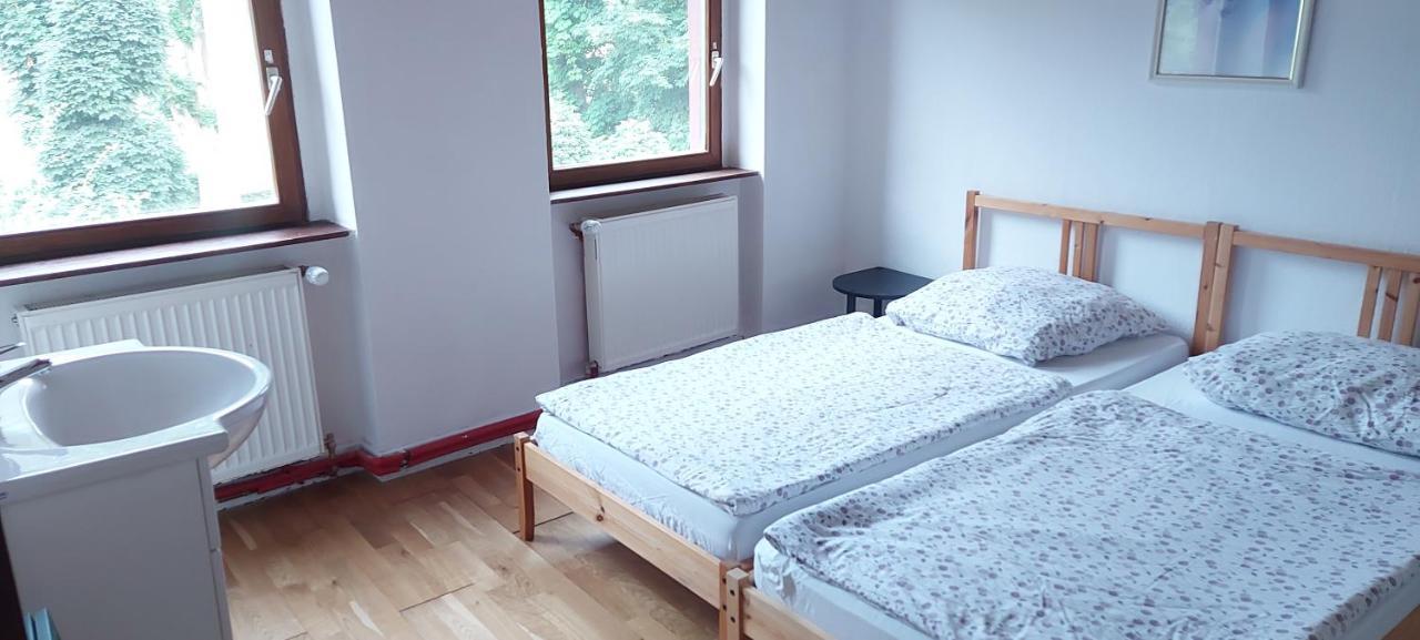 Ferienhaus Kastanienblick Moselkern Esterno foto